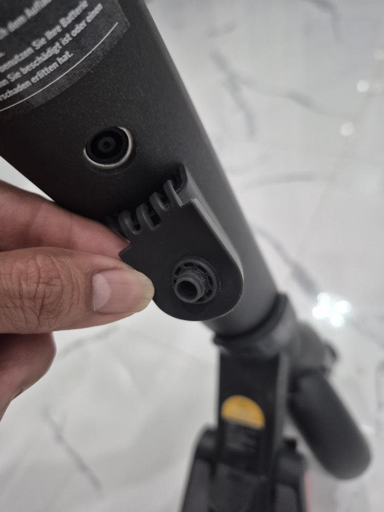 Segway Ninebot E25A Electric Scooter - Great Condition! - photo 5
