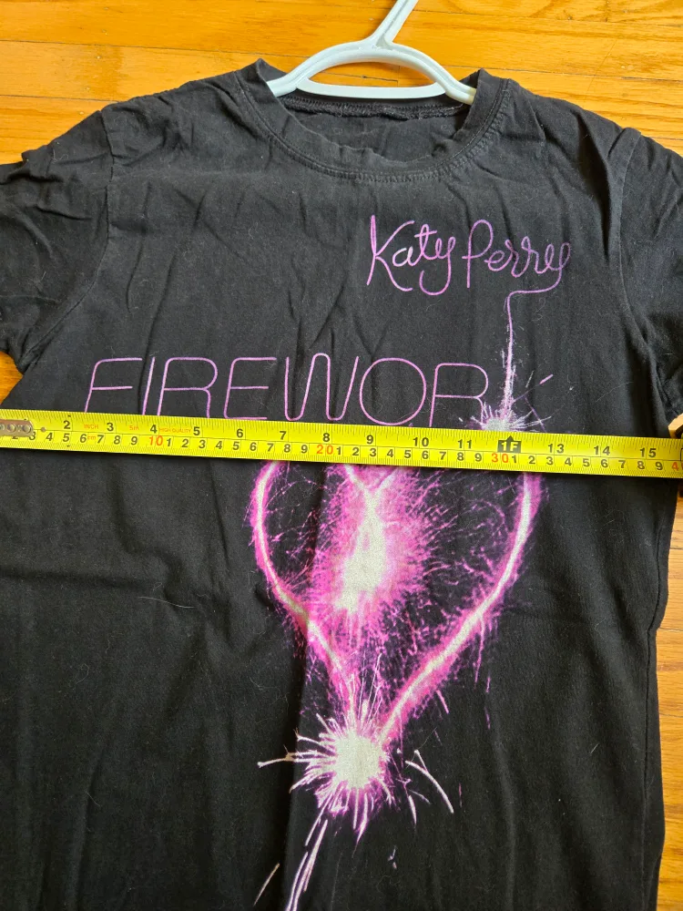 Katy Perry Teenage Dream Firework Pop Band T-Shirt image indicator(4)