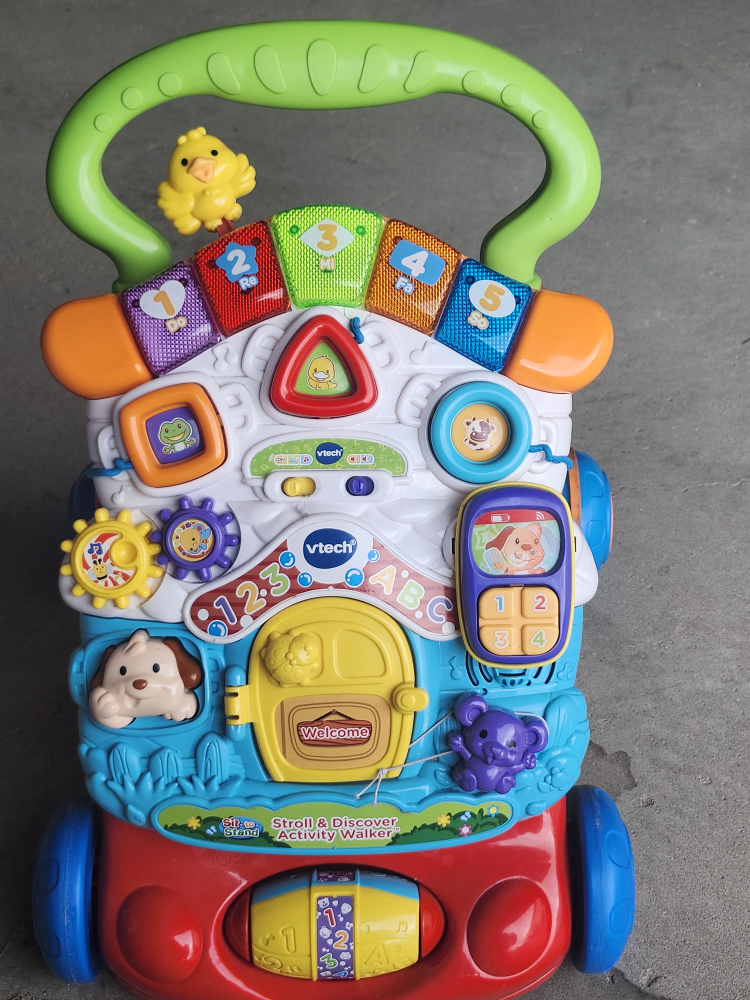 VTech Stroll & Discover Activity Walker
