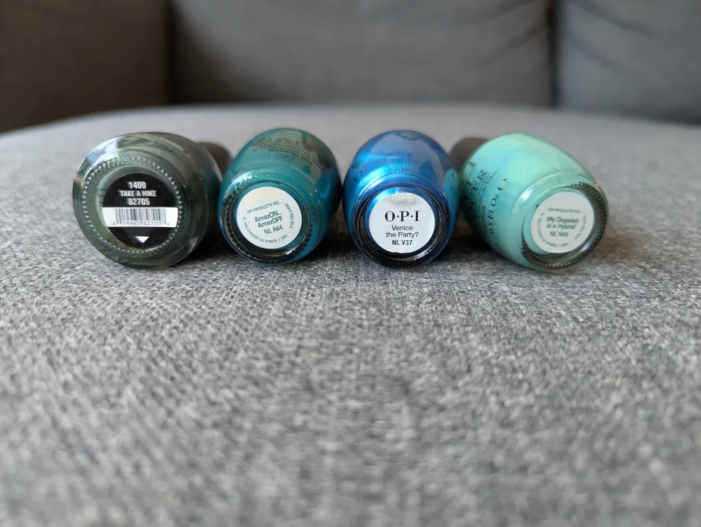 Nail Polish $5 each or $20 for 5 (Blues) image indicator(5)
