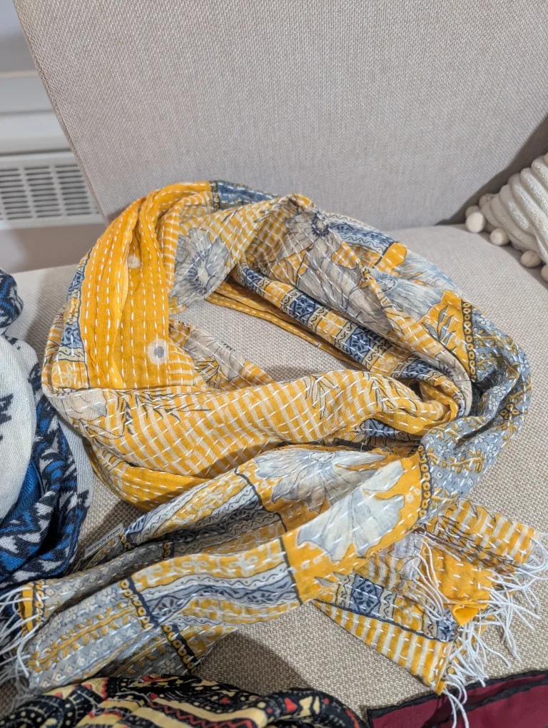 7 Assorted Vintage Scarves - Various Colours & Patterns image indicator(2)