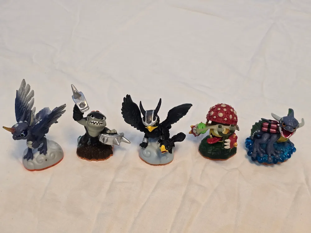 Skylanders Figures Lot of 5 thumbnail