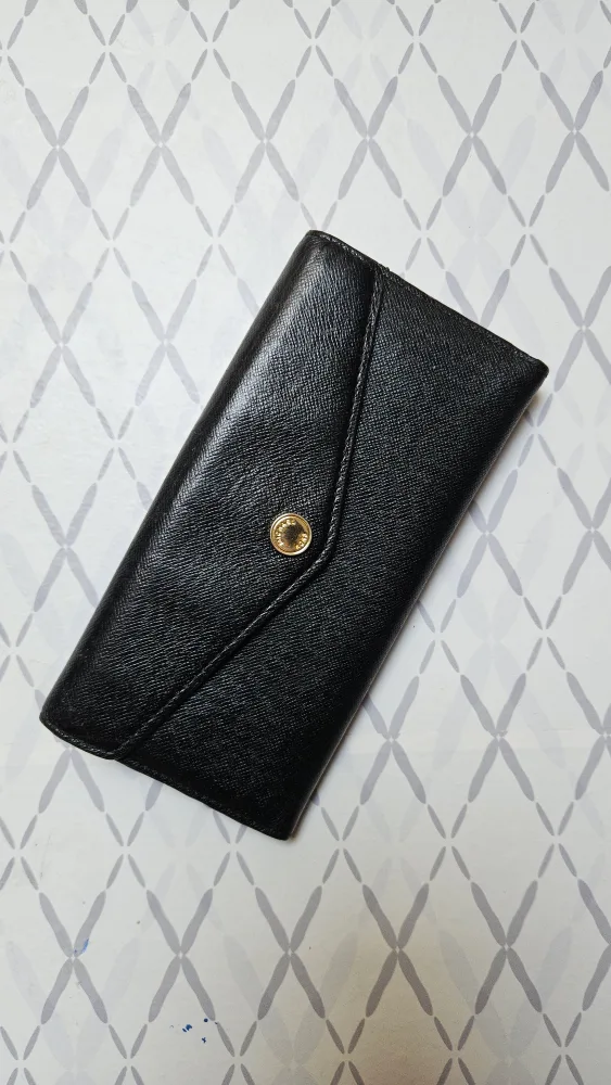 Micharl Kors Saffiano Tri-Color Wallet thumbnail
