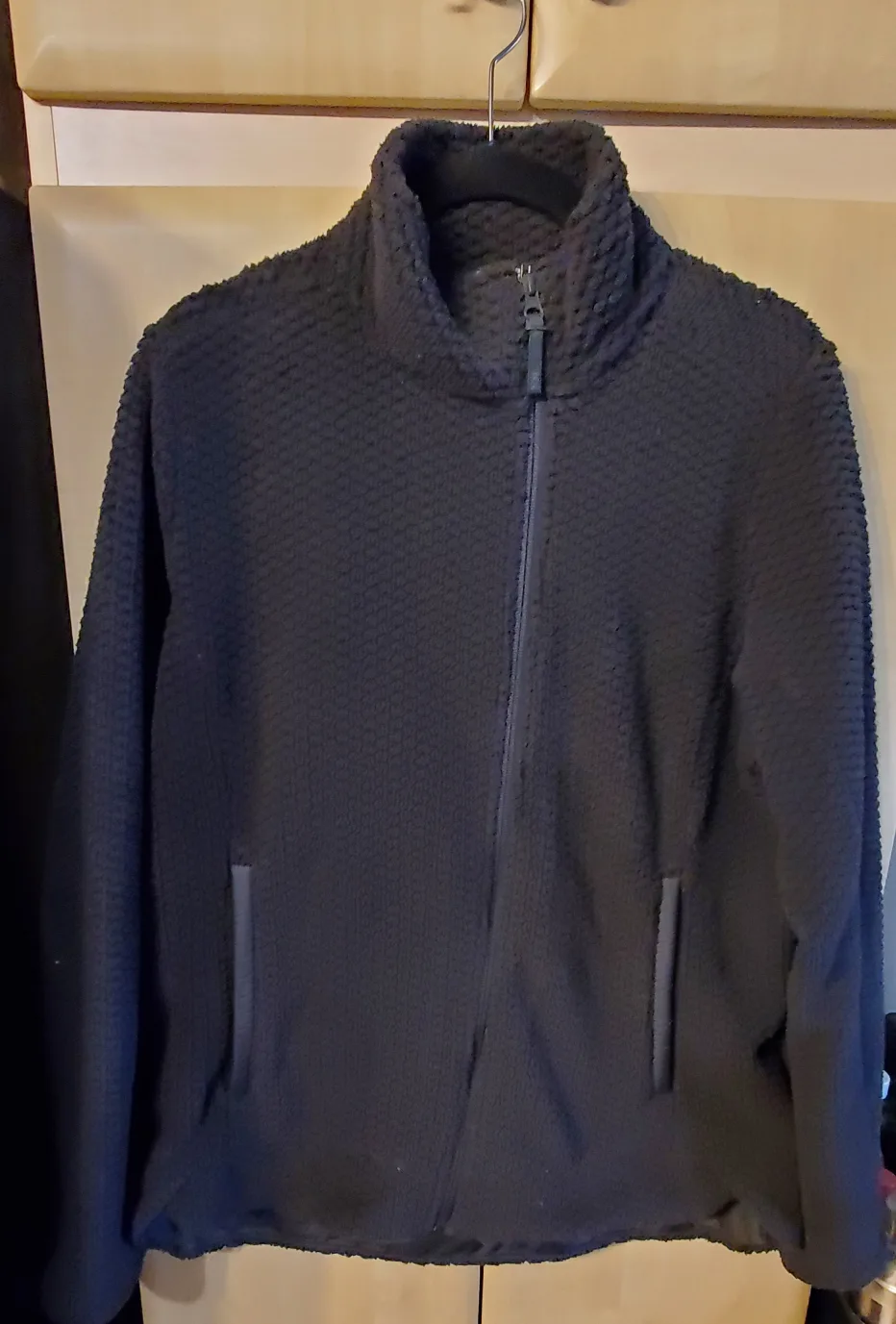 Womenn's Helly Hansen Fleece Jacket - Size L thumbnail