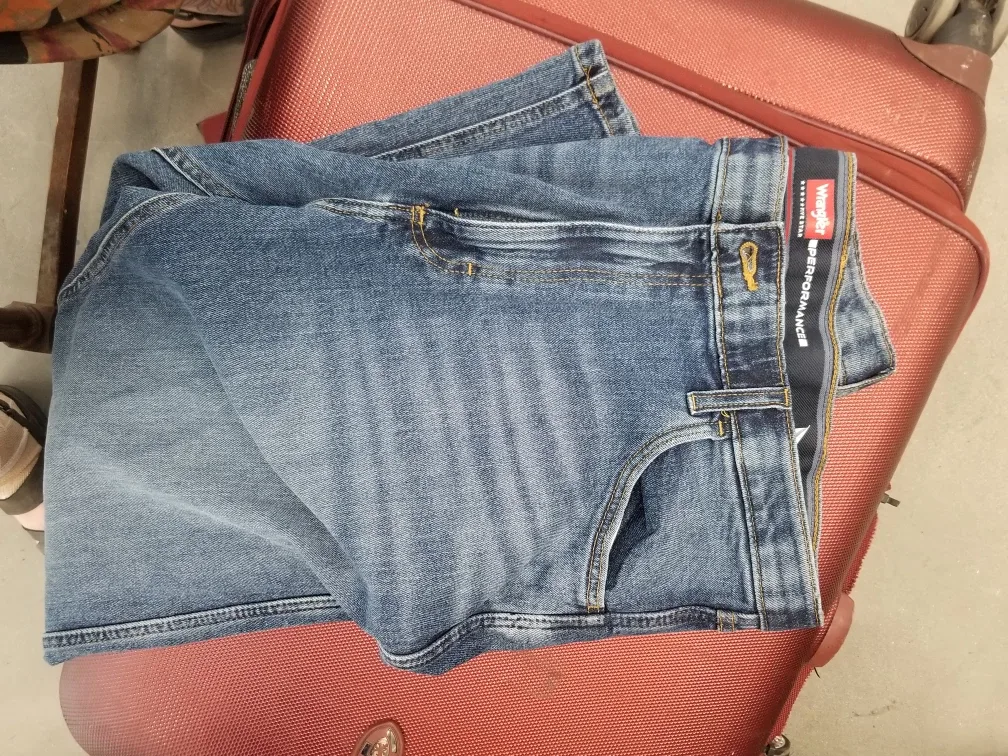 Wrangler Performance Denim Jeans, Size 38x30 thumbnail