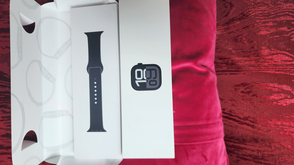 Apple Watch Series 10 - New in Box! - photo 3