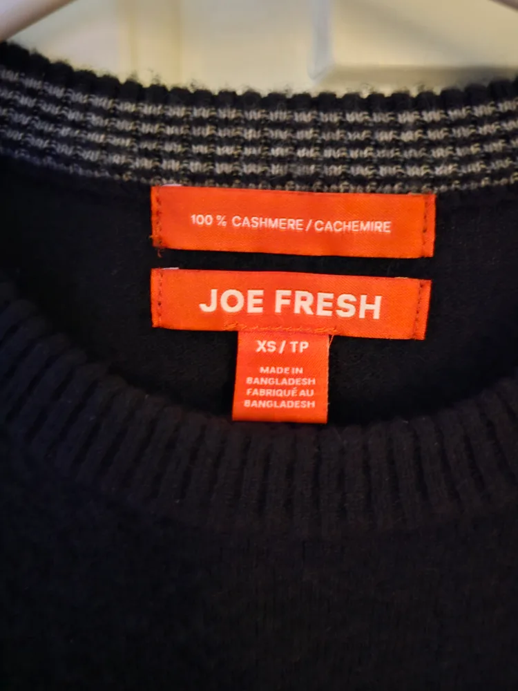 Joe Fresh 100% Cashmere Sweater - XS image indicator(2)