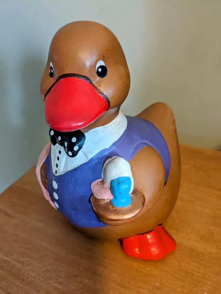PIGI BANK " DUCK WAITRESS" thumbnail