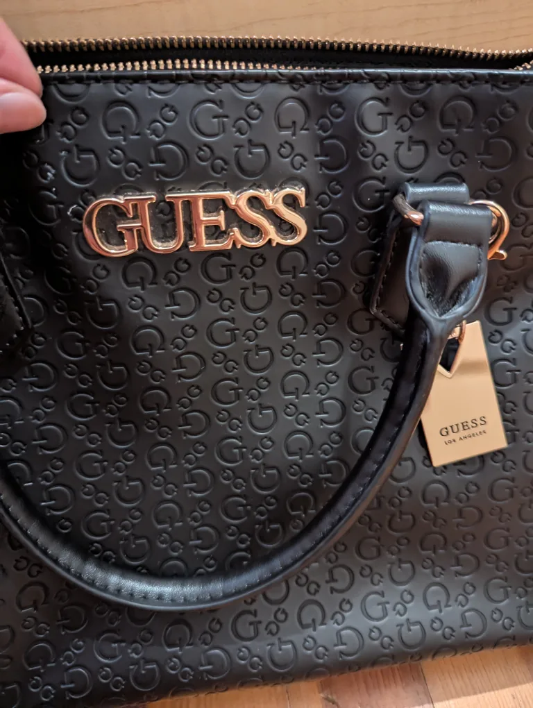 Guess bag/ purse image indicator(4)