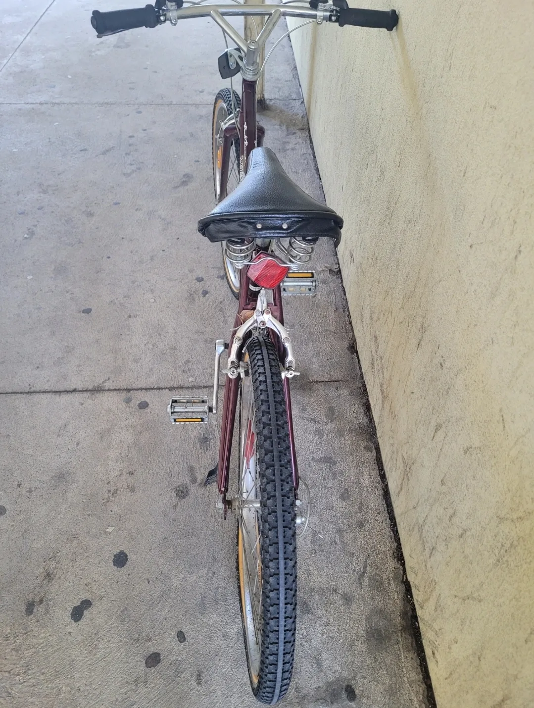 Vintage Bicycle 🇨🇦 image indicator(3)