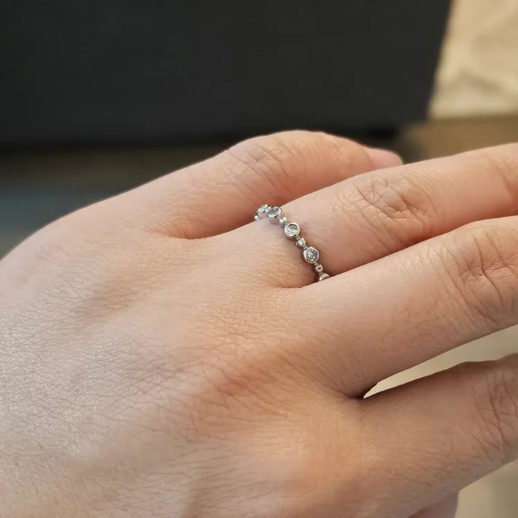 Elegant Sterling Silver Ring size 5 image indicator(4)