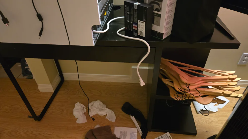 desk thumbnail