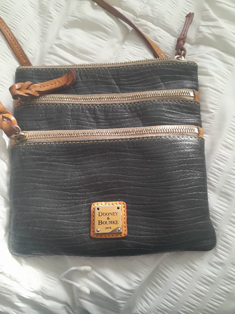 Dooney & Bourke Crossbody Bag Leather thumbnail