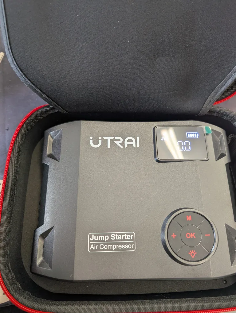 UTRAI Jump Starter with Air Compressor thumbnail