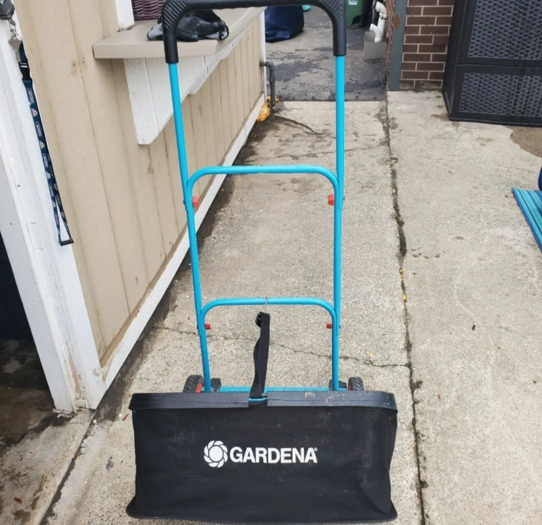 Gardena Cylinder Lawnmower thumbnail