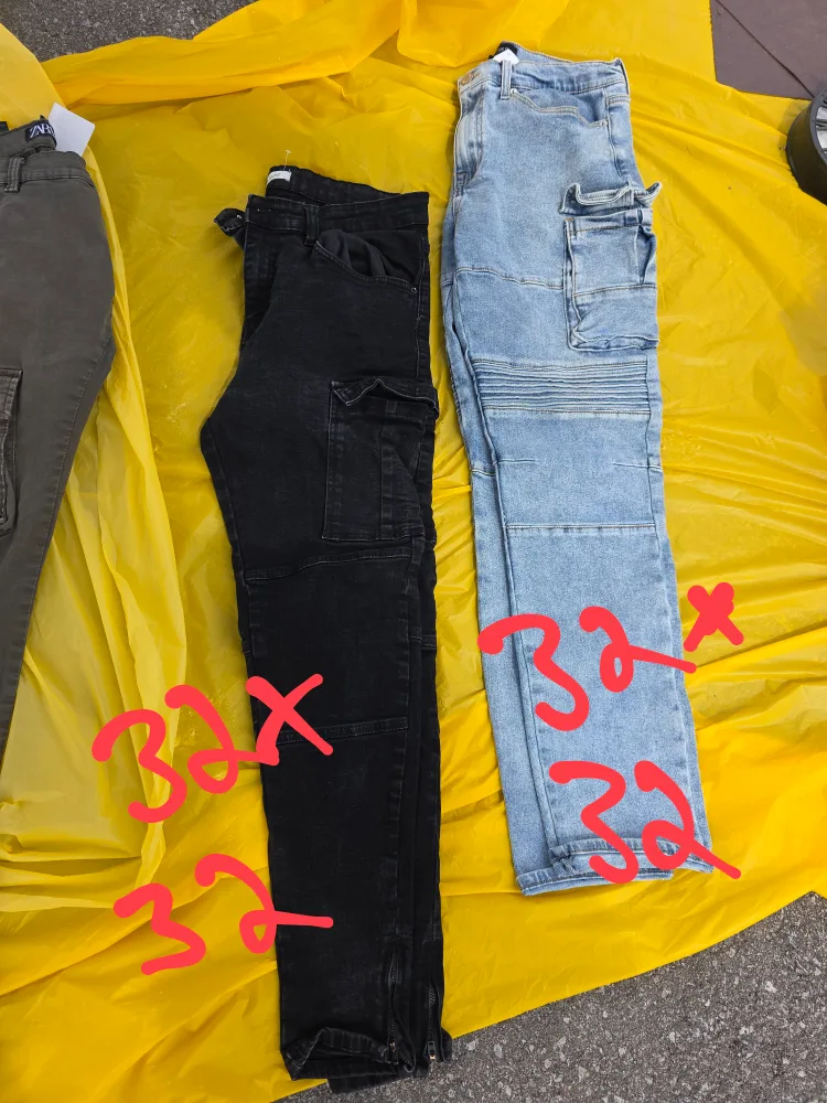 jeans / sweatshirts / tops image indicator(3)