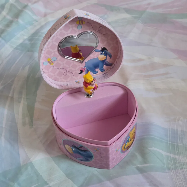 Disney Winnie the Pooh Musical Jewelry Box thumbnail