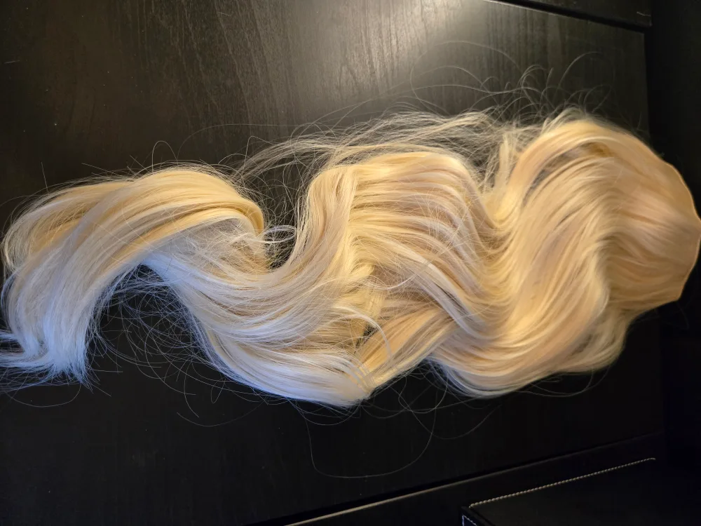 Invisible Wire Hair Extensions - Blonde, 24 Inch image indicator(4)