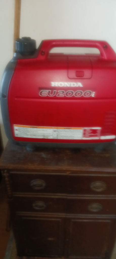 Honda EU2000i Generator