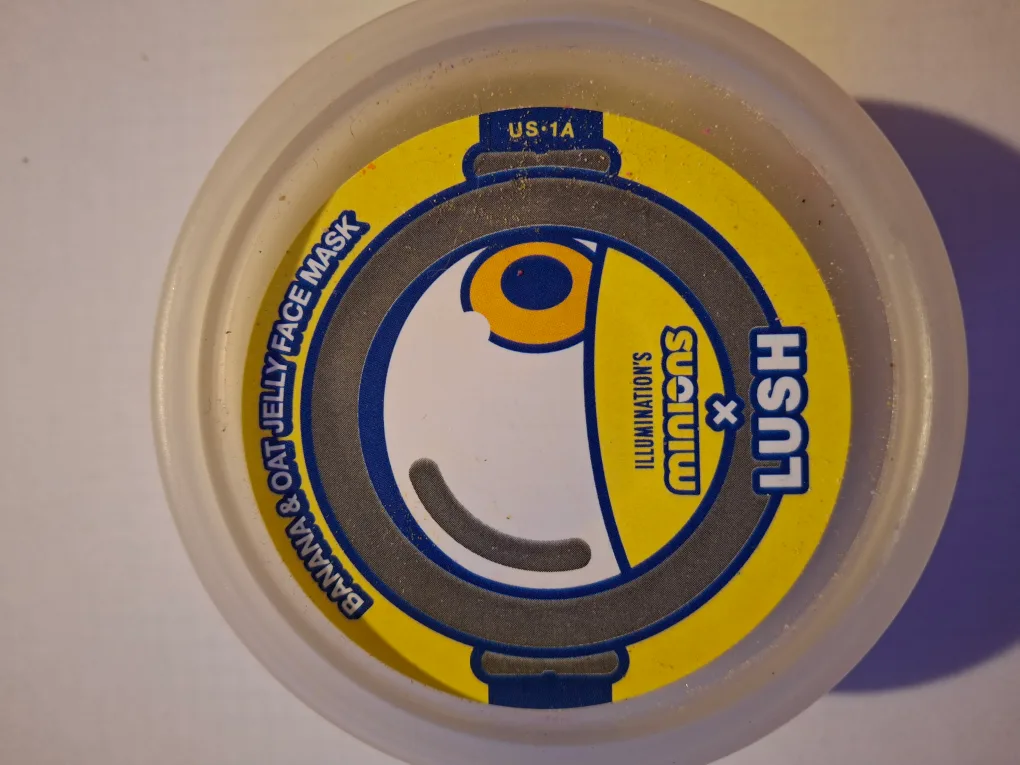 Lush x Minions Banana Oat Jelly Face Mask thumbnail