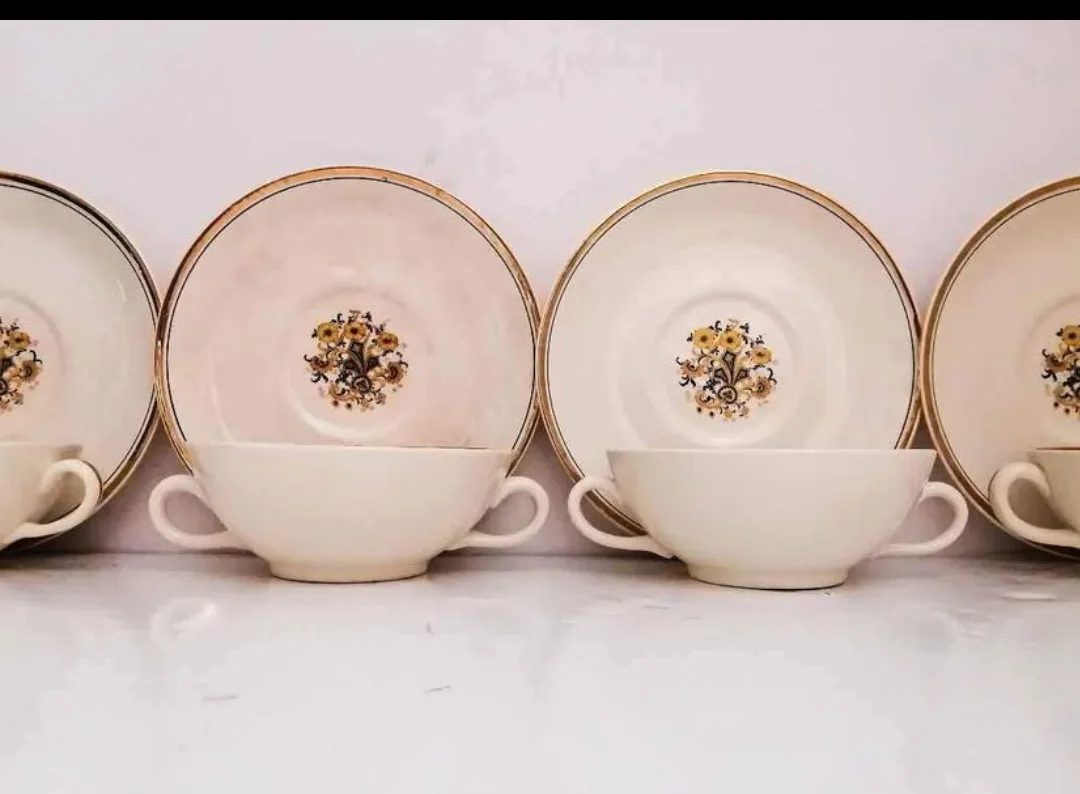 Rare Cream Soup Bowls - Her Majesty Deluxe Imperial Ware image indicator(3)