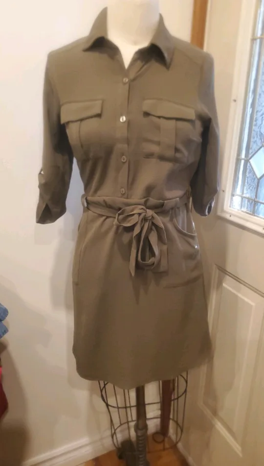 Women's Small Dress thumbnail