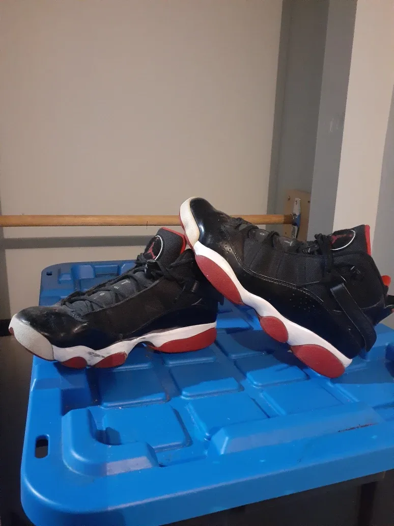 Jordan 6 Rings Black/Red, US 10 image indicator(2)
