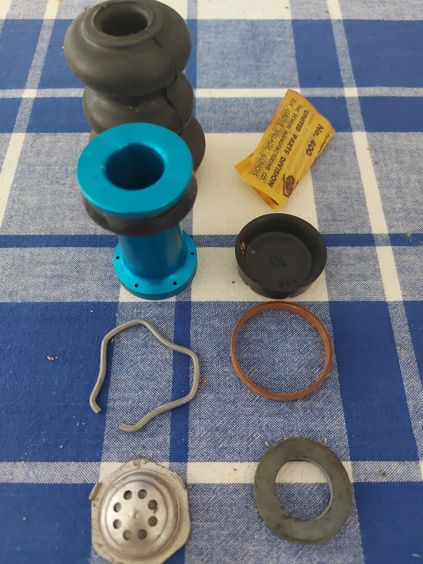 United Master Cylinder Kit - Vintage Auto Part thumbnail