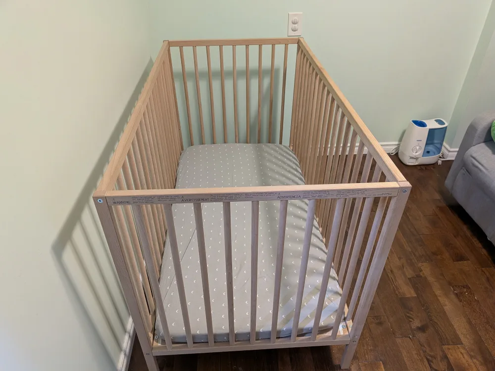 Ikea SNIGLAR Convertible Crib (mattress included) image indicator(2)