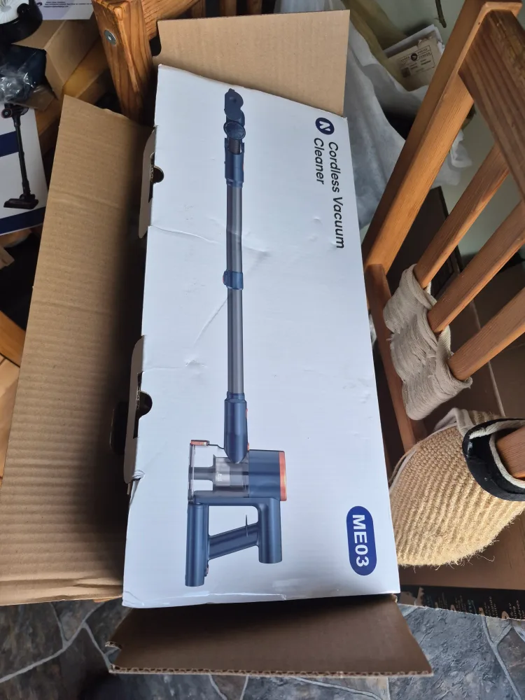 Cordless Vacuum Cleaner - New in Box! thumbnail