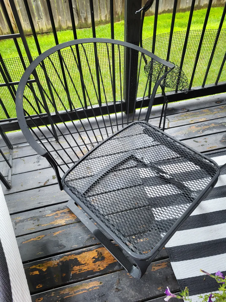 Rod iron chair image indicator(2)