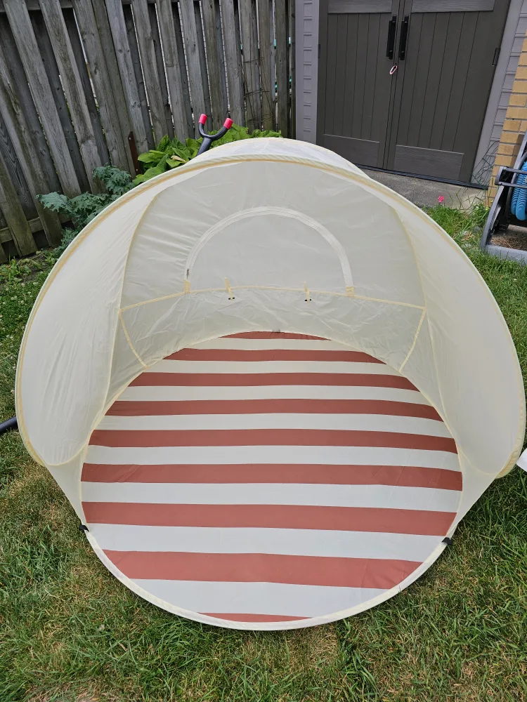 Pop-Up Beach Tent thumbnail