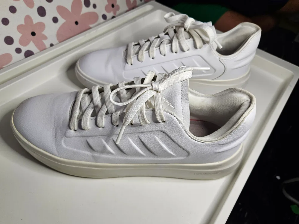 Adidas Lightmotion White Sneakers thumbnail