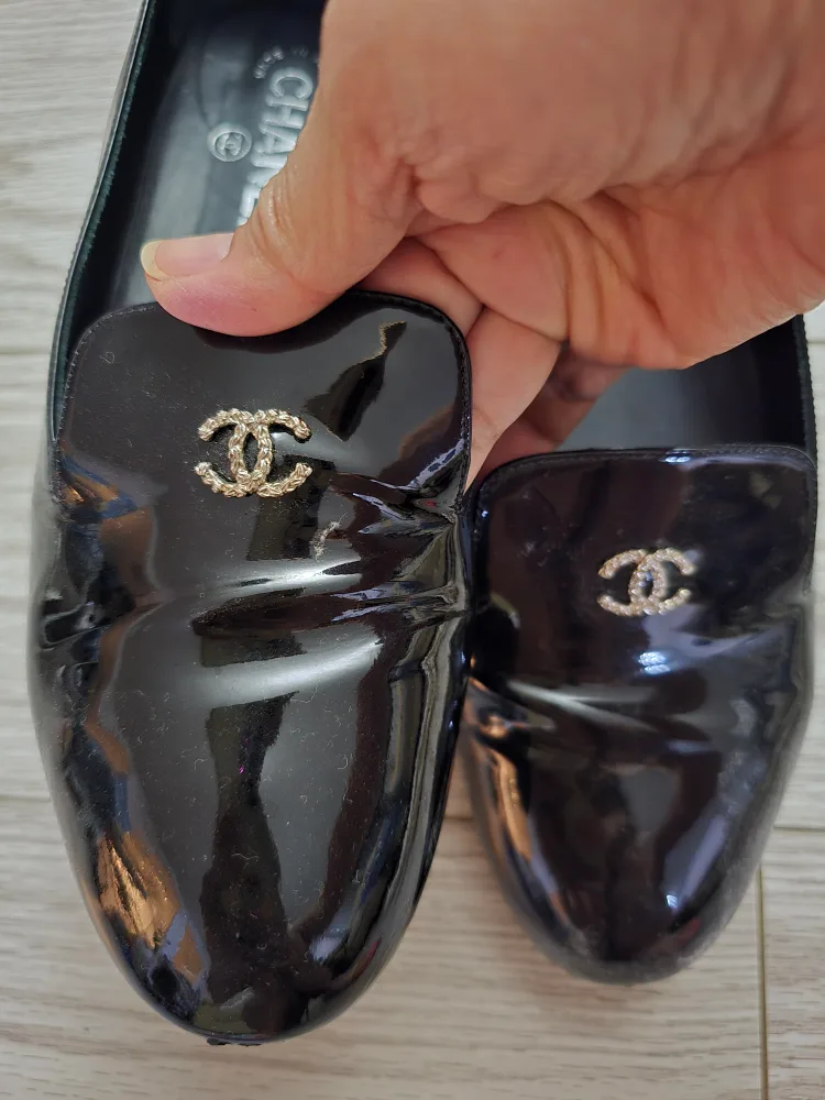 Chanel Black Patent Leather Loafers thumbnail