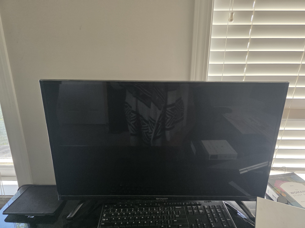 Sharp TV - photo 2