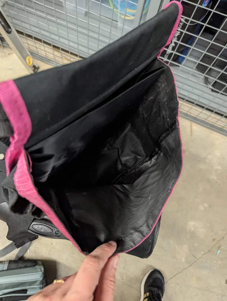 Browning Black & Pink Range Bag image indicator(2)