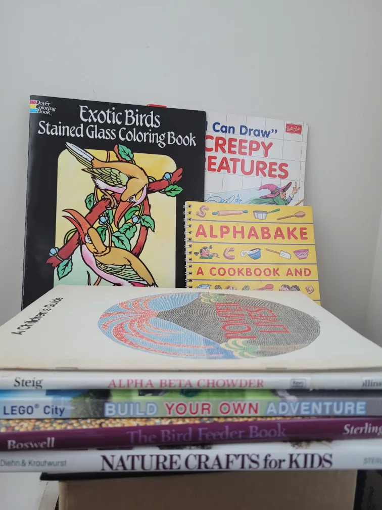 Mixed Lot of Children's activities and books thumbnail