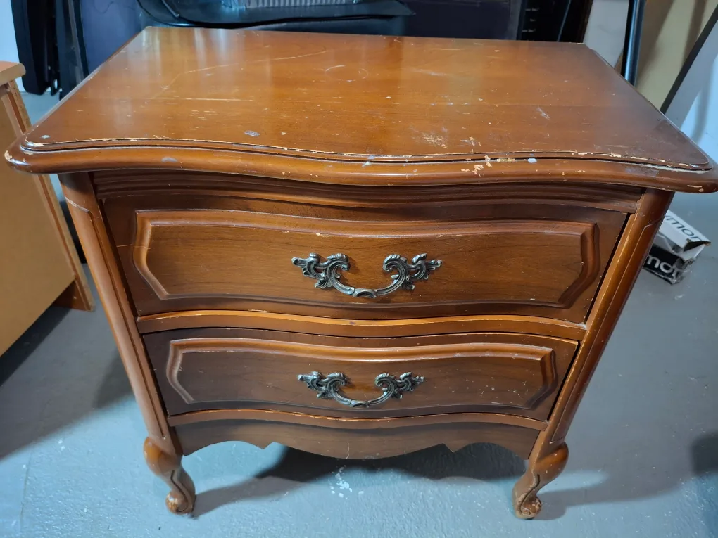 Victoriaville Specialties Nightstand ��🇨🇦 thumbnail