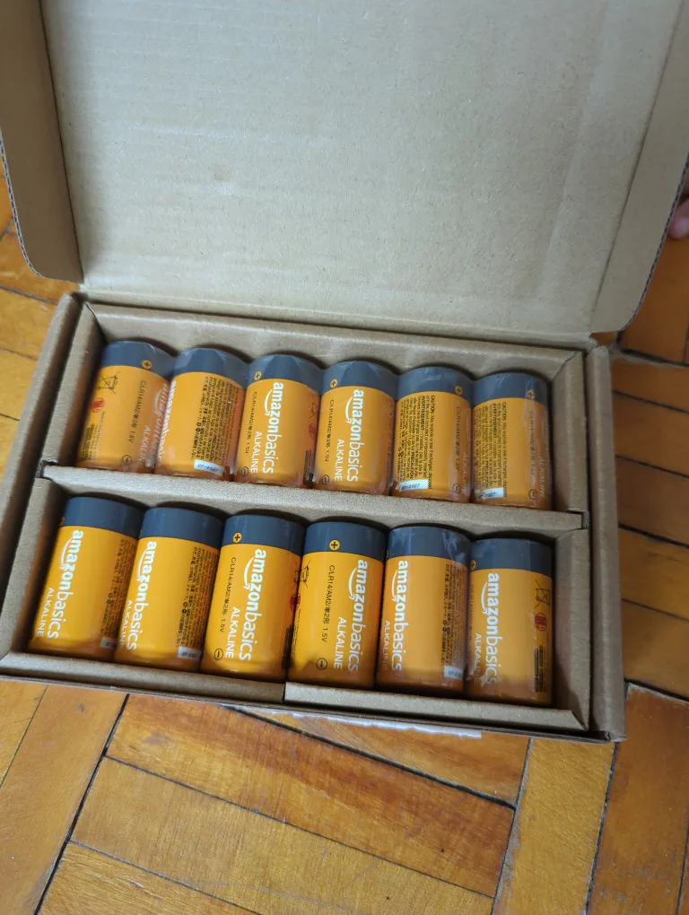 Brand New Amazon Basics C Alkaline Batteries (12-Pack) thumbnail