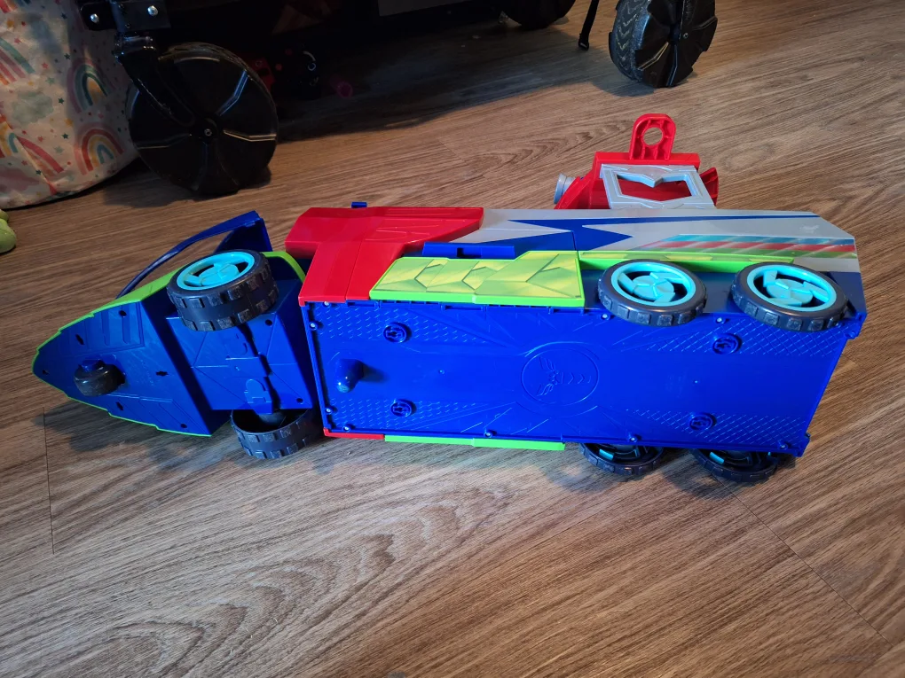 PJ Masks Vehicle Toy image indicator(3)