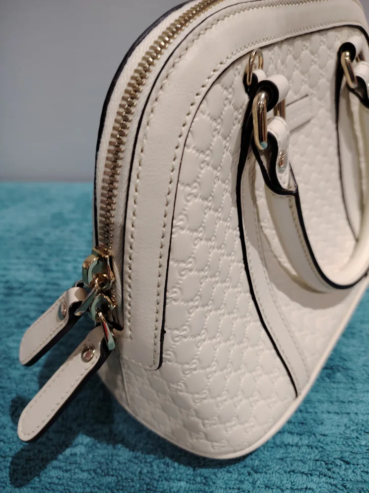 Gucci Micro Guccissima Dome Bag - Off White image indicator(4)