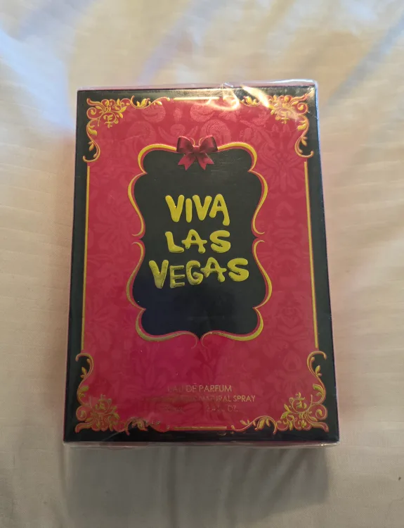 VIVA LAS VEGAS Eau de Parfum Natural Spray thumbnail