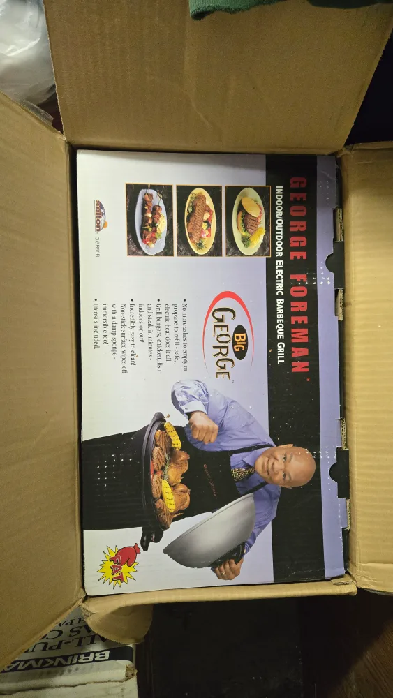 George Foreman Indoor/Outdoor Electric Grill - New in Box! thumbnail