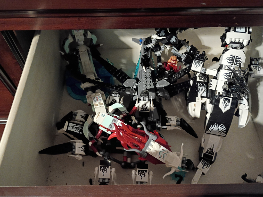 Bulk LEGO Marvel Sets & Loose Bricks - photo 4