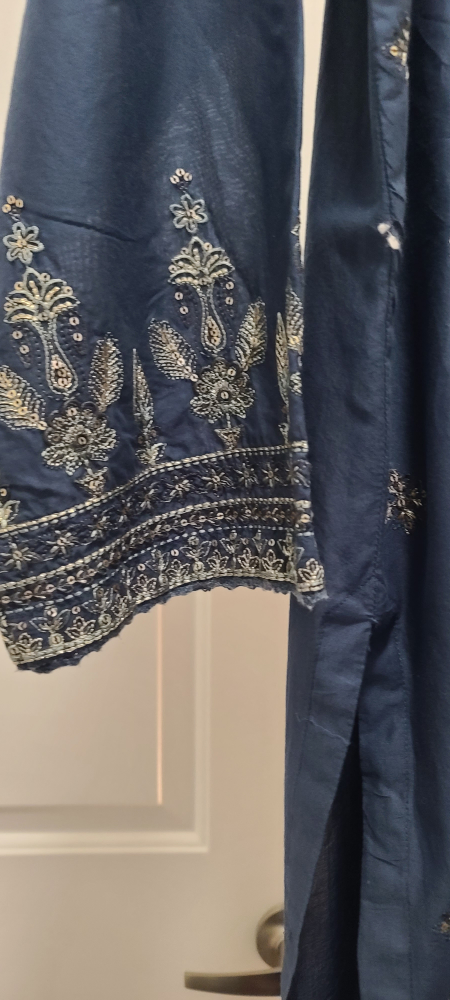 Batiks Medium Women's Kurta Set - photo 3