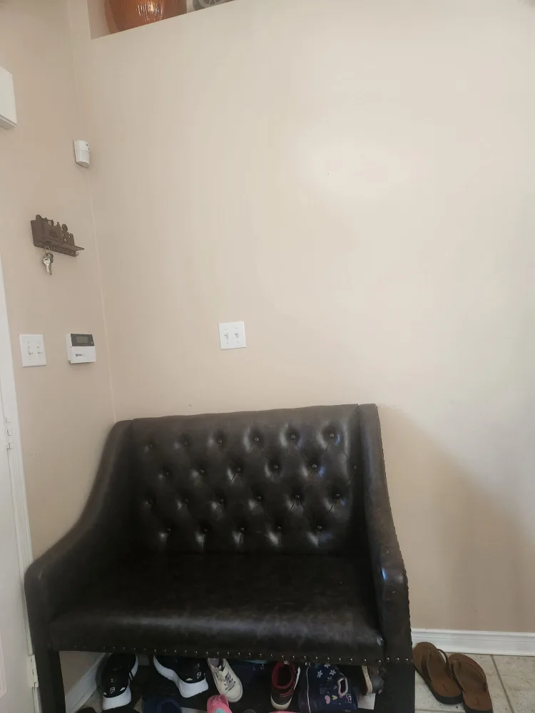 Dark Brown Tufted Entryway Bench thumbnail