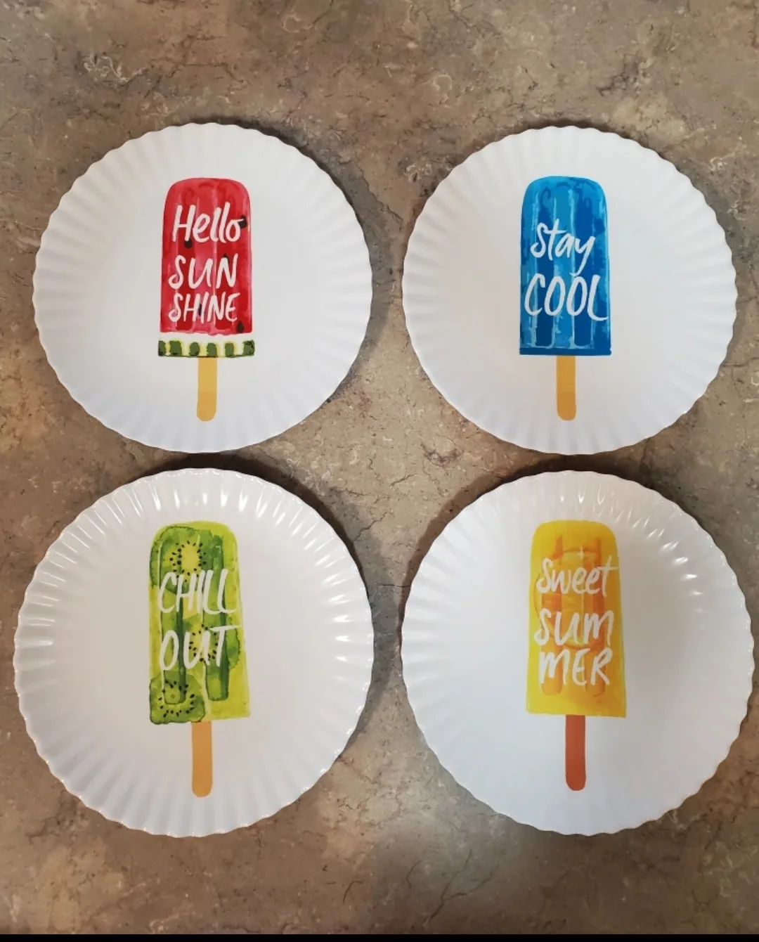 Melamine Plates - Set of 4 🇨🇦 thumbnail
