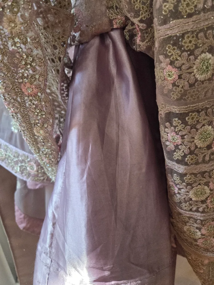 Embroidered Lehenga Choli Set image indicator(6)