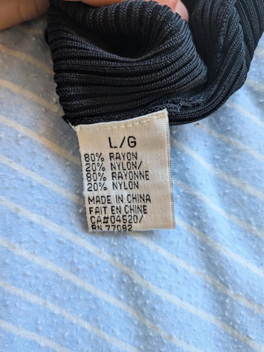 Melanie Lyne Black Sleeveless Knit Top - Size L image indicator(4)