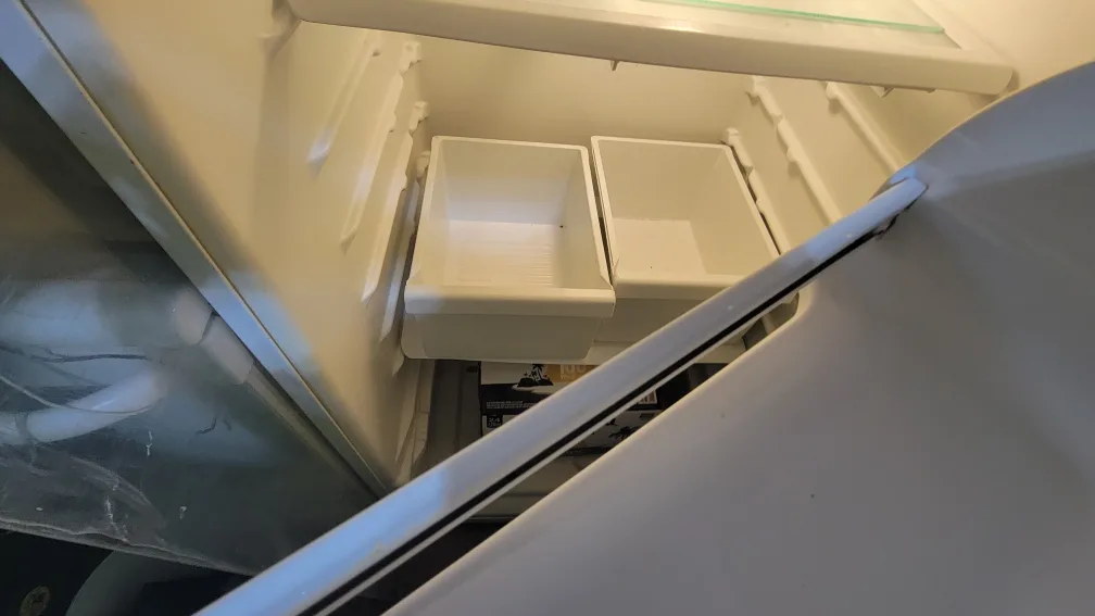 Whirlpool Refrigerator - White image indicator(5)